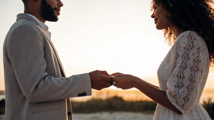 How Should You Give a Promise Ring: A Guide to Lasting Commitment