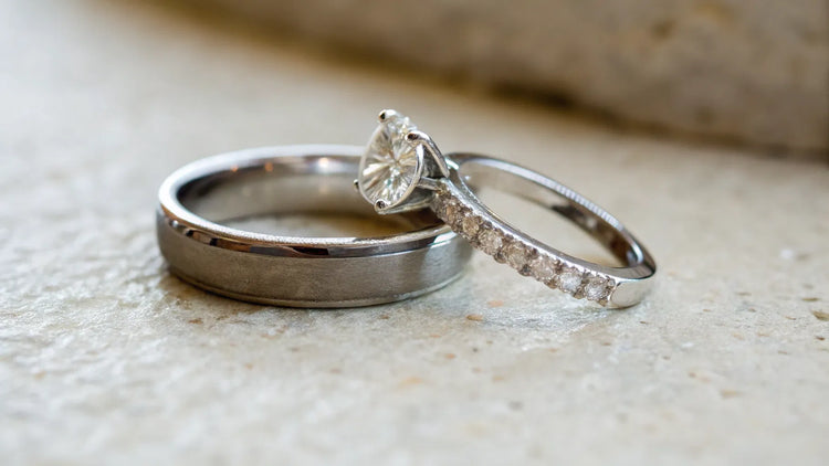 Should Wedding Band Be Thicker Than Engagement Ring