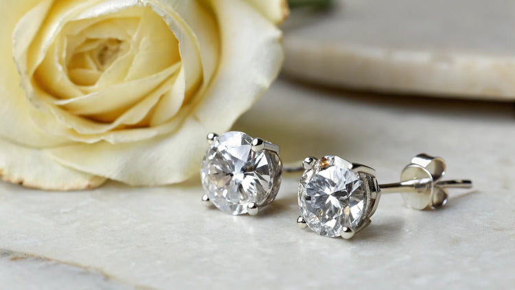 How Big Are Half Carat Diamond Earrings? The Perfect Balance of Elegance and Versatility