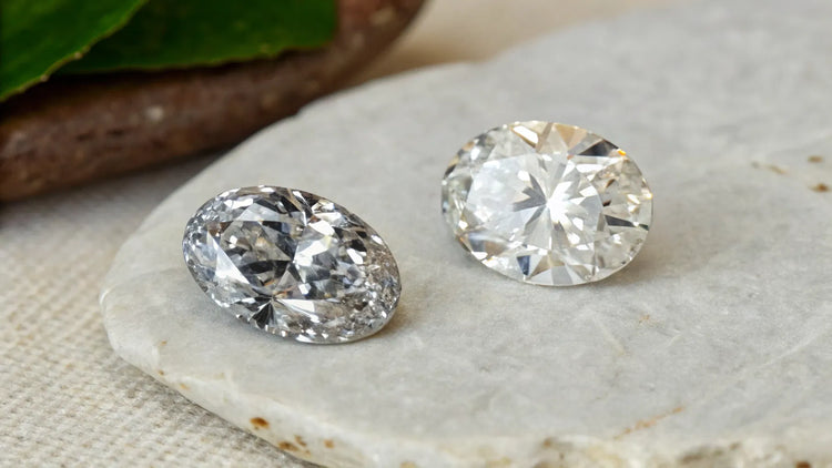 Do Oval or Round Diamonds Look Bigger? Understanding Size Perception in Diamond Shapes