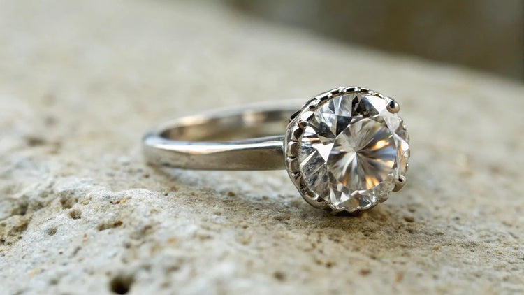 How Many Carats is a 5mm Round Diamond?