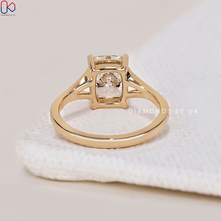 Split shank solitaire engagement ring with exceptional diamond brilliance.
