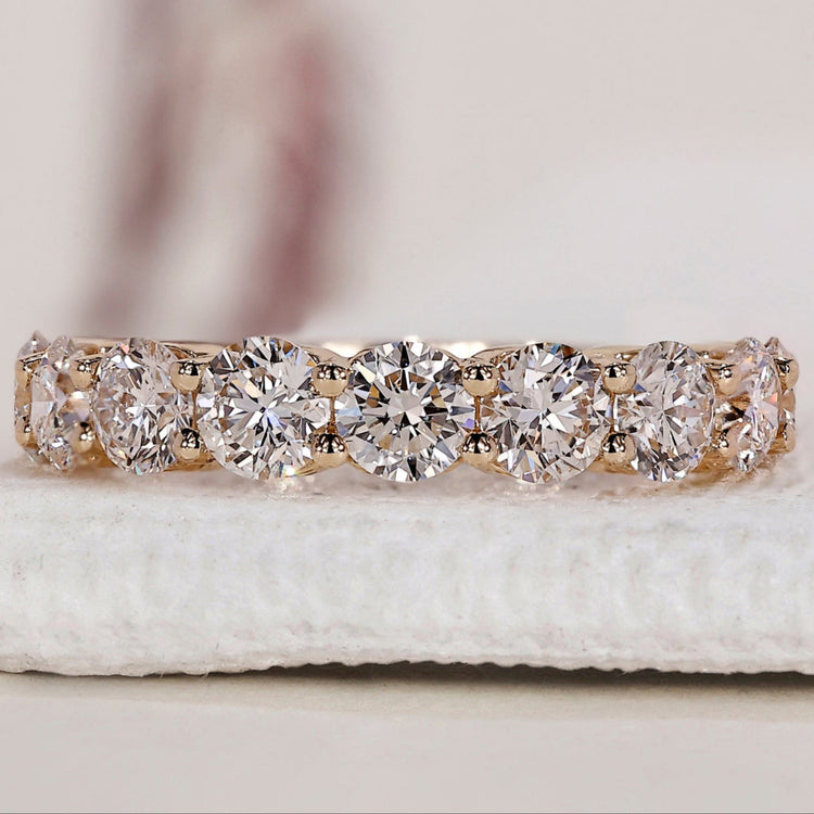Half Eternity Band – Round Diamonds