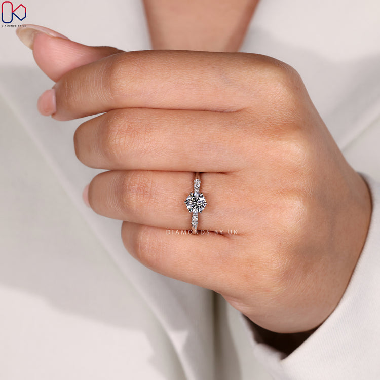 Engagement ring with twisted band design
