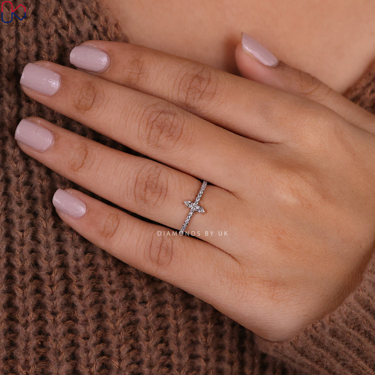 Handmade jewellery diamond band by Diamondsbyuk.
