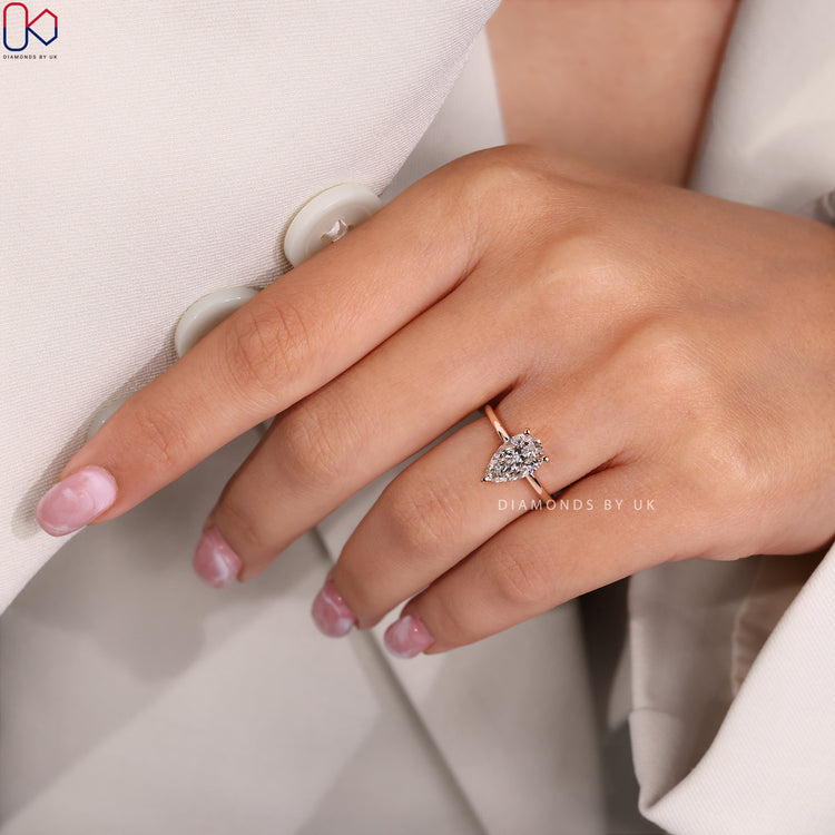 Handmade Ring designed with expert precision.
