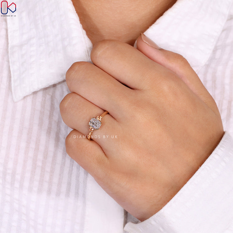 Classic Round Diamond Ring with stunning brilliance.
