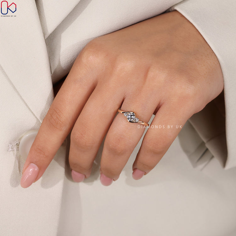 Diamondsbyuk ring offering exceptional craftsmanship.
