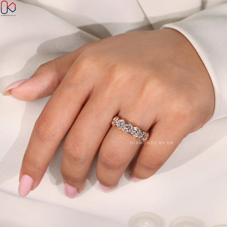 Minimalist wedding band designed for simplicity and understated charm.
