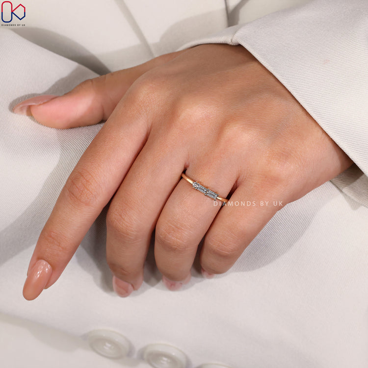 Buy wedding band featuring stunning diamonds and quality craftsmanship.
