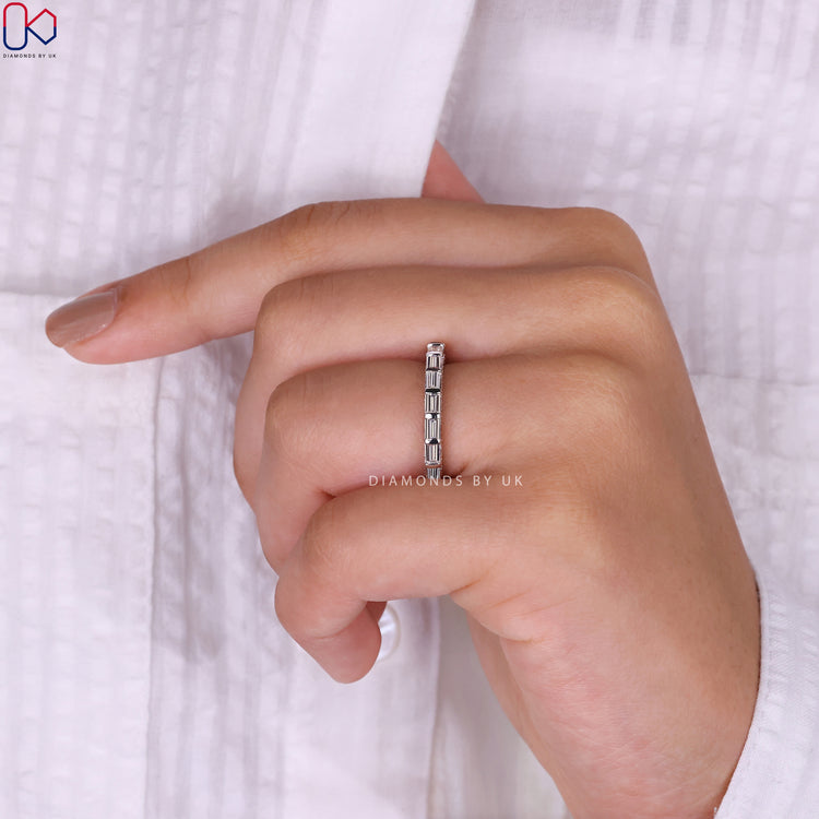 Hidden pave band with sparkling diamonds set within the band for subtle elegance.
