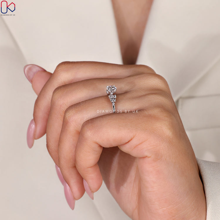 Prong Setting Ring to enhance brilliance and security.
