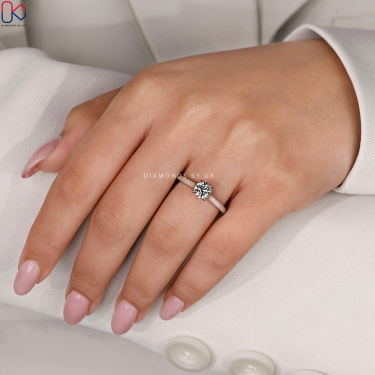 Elegant White Gold Engagement Ring with timeless appeal.
