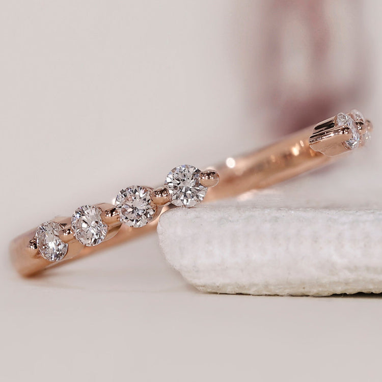 Round Diamond Open Gap Wedding Band