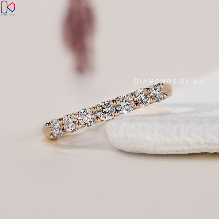 Handmade band showcasing artisan craftsmanship and attention to detail.
