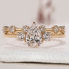 3 stone engagement ring with wedding band in a stunning design.

