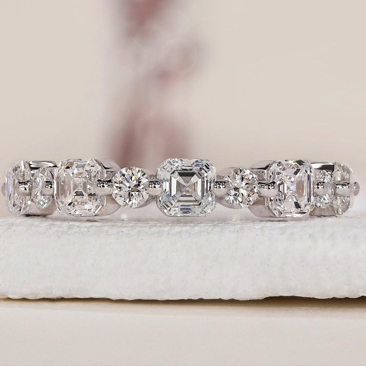 Elegant Asscher Cut Wedding Band with a timeless design.
