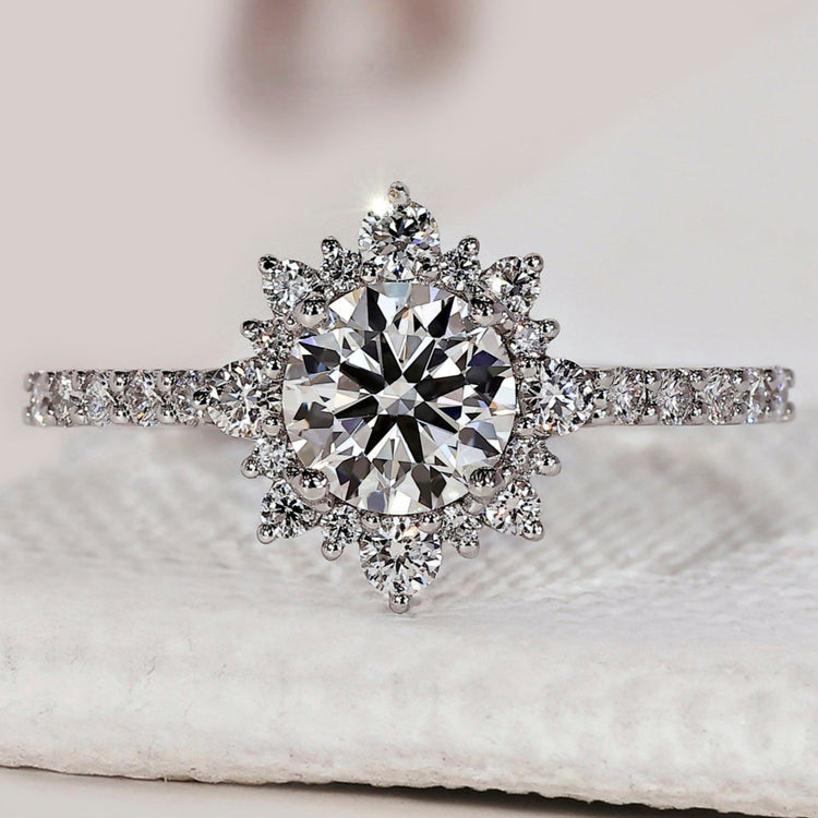 Round Diamond Cluster Ring In White Gold