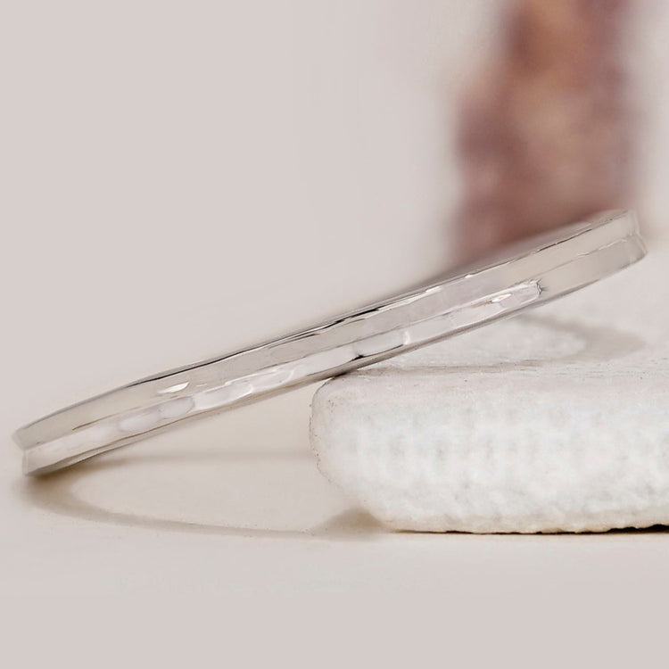 Shiny Polish White Gold Wedding Band