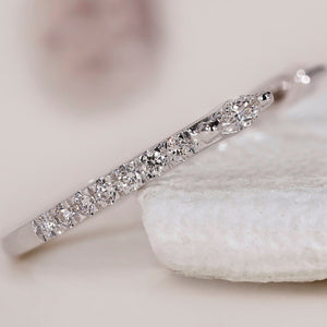 White Gold Diamond Wedding Band – Round Diamonds