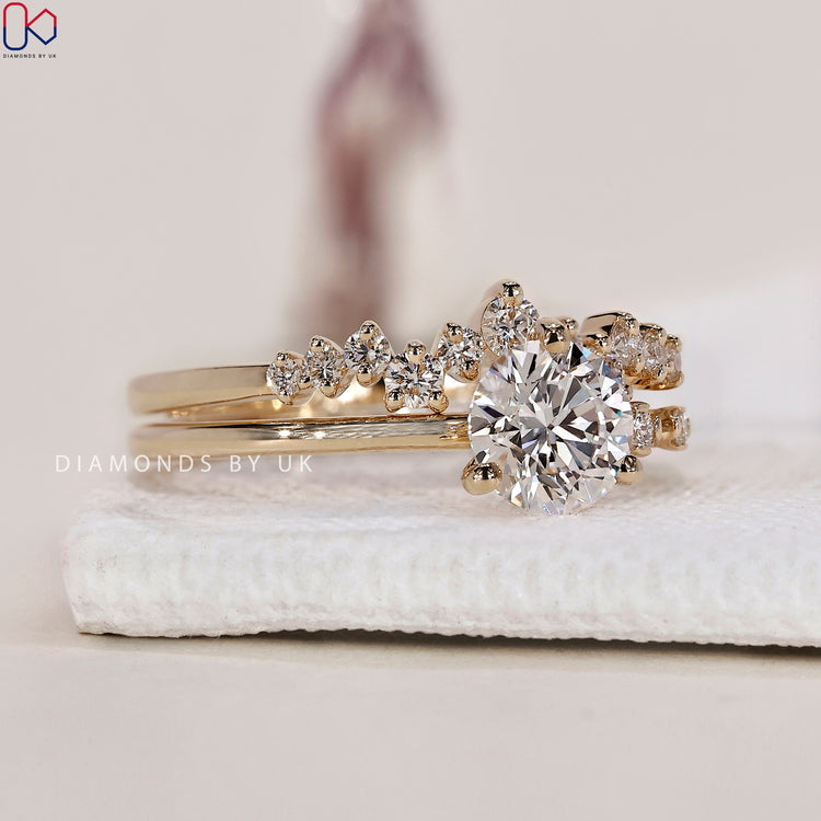 Bridal jewellery sets UK with ethically sourced diamonds.
