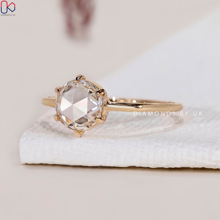 6 Prong Claw Setting providing secure support and brilliance.