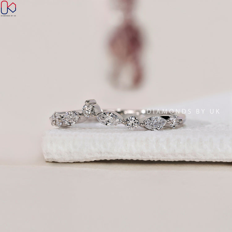 Lab Grown Diamond wedding band offering eco-friendly and ethical luxury.
