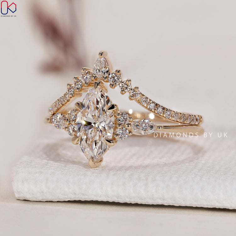 Bridal jewellery sets UK with IGI-certified lab-grown diamonds.
