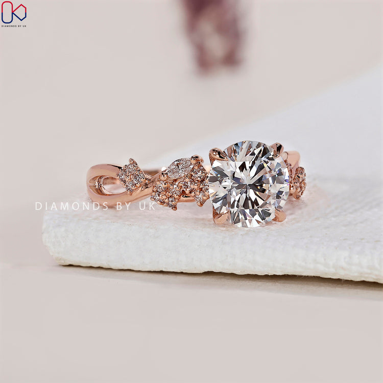 Sparkling round diamond ring with exceptional clarity and brilliance.