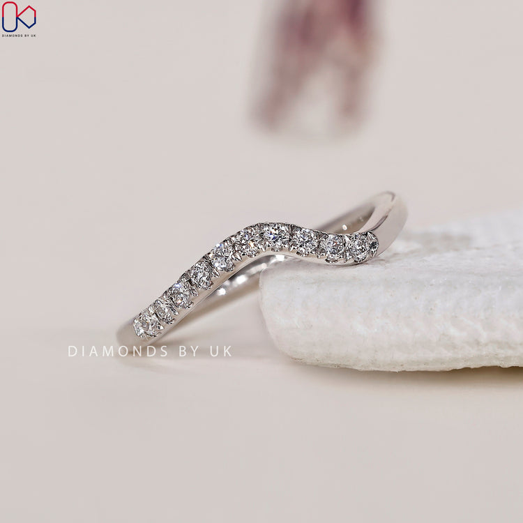 Handmade jewellery with intricate details and personalised designs.
