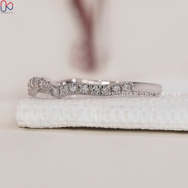 Shop to buy wedding band crafted with precision and care.