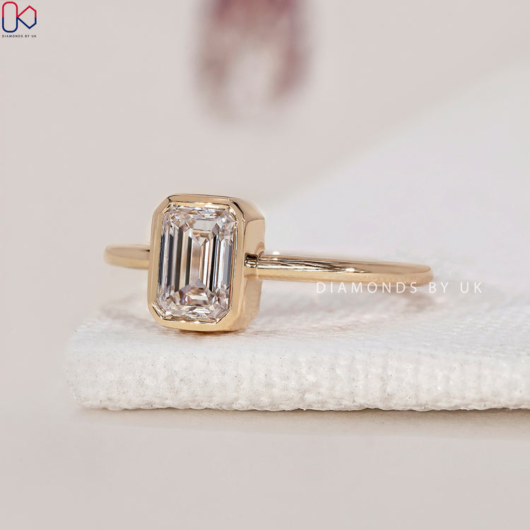 Lab Grown Diamond set in a stylish and elegant ring.