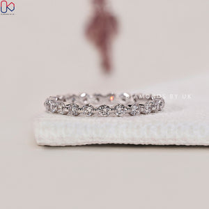 White Gold Eternity Band – Round Diamonds