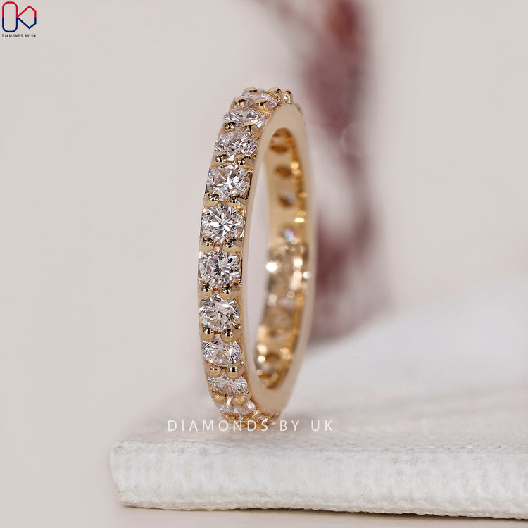 Wedding band UK with exquisite craftsmanship.
