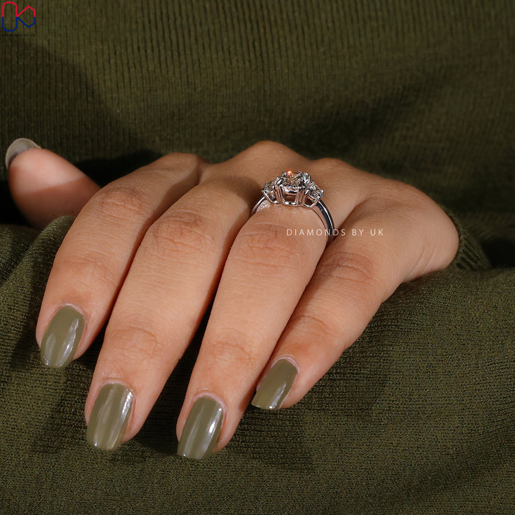 Handmade jewellery with 3 stone oval design.

