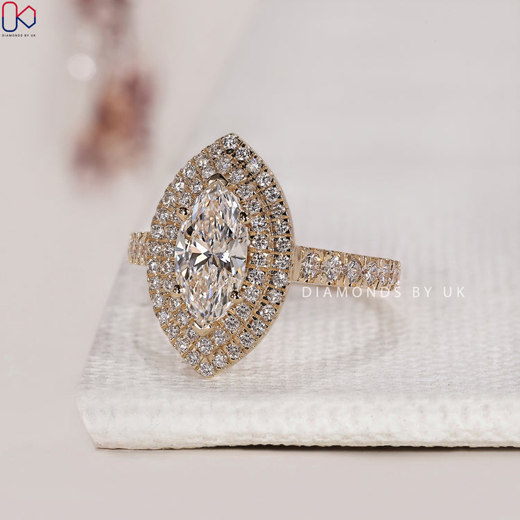 Pave setting ring featuring a seamless row of round diamonds.
