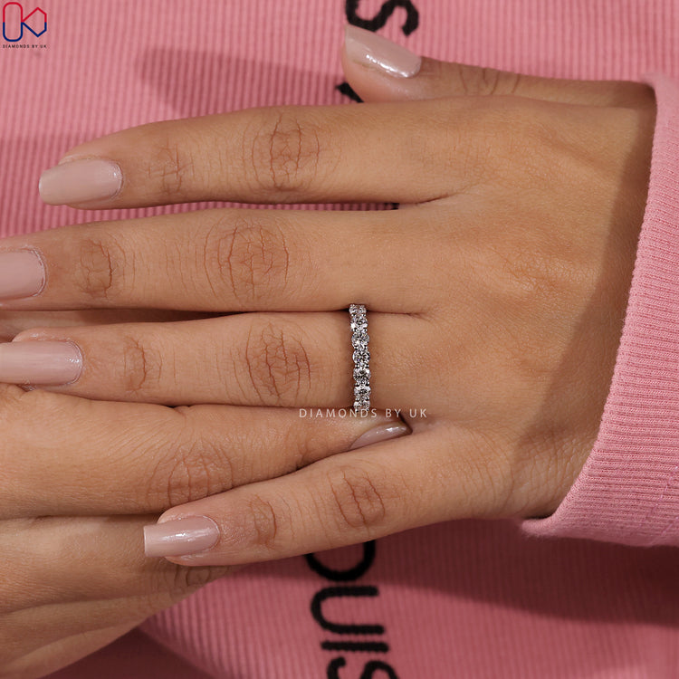 Buy wedding band with ethically sourced lab grown diamonds.
