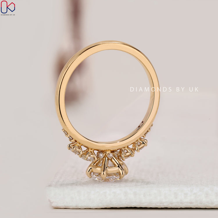 Buy engagement ring with 6 claw prong setting.
