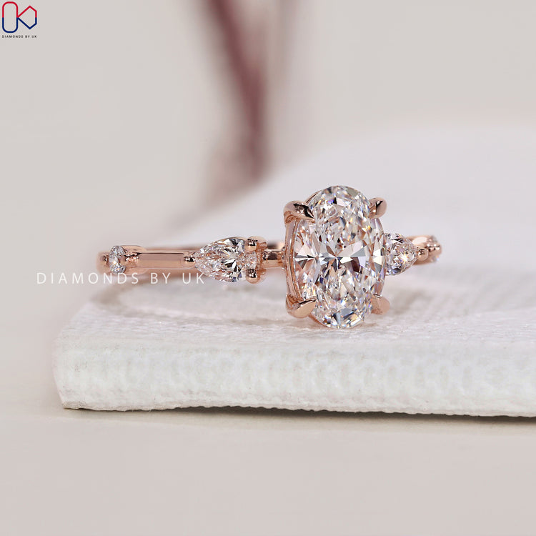 Handmade jewellery with a touch of elegance.
