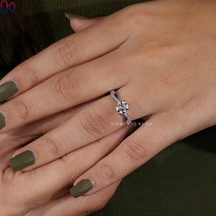 Diamond engagement ring with buy engagement ring.
