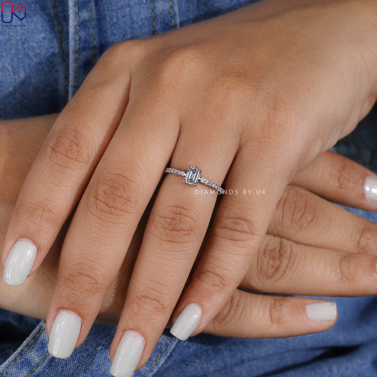 Diamondsbyuk ring and pave setting ring.
