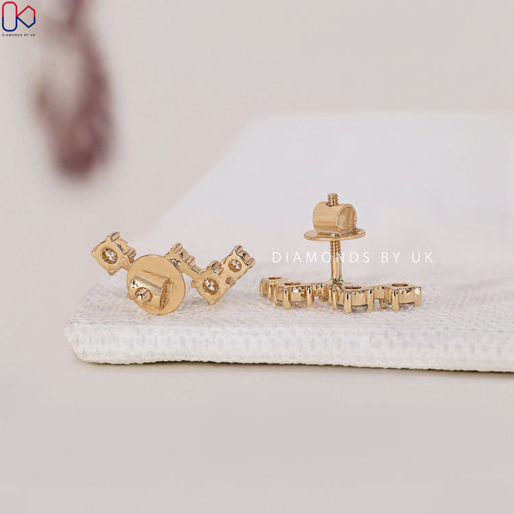 Buy diamond earrings for a stunning and luxurious addition to your collection.
