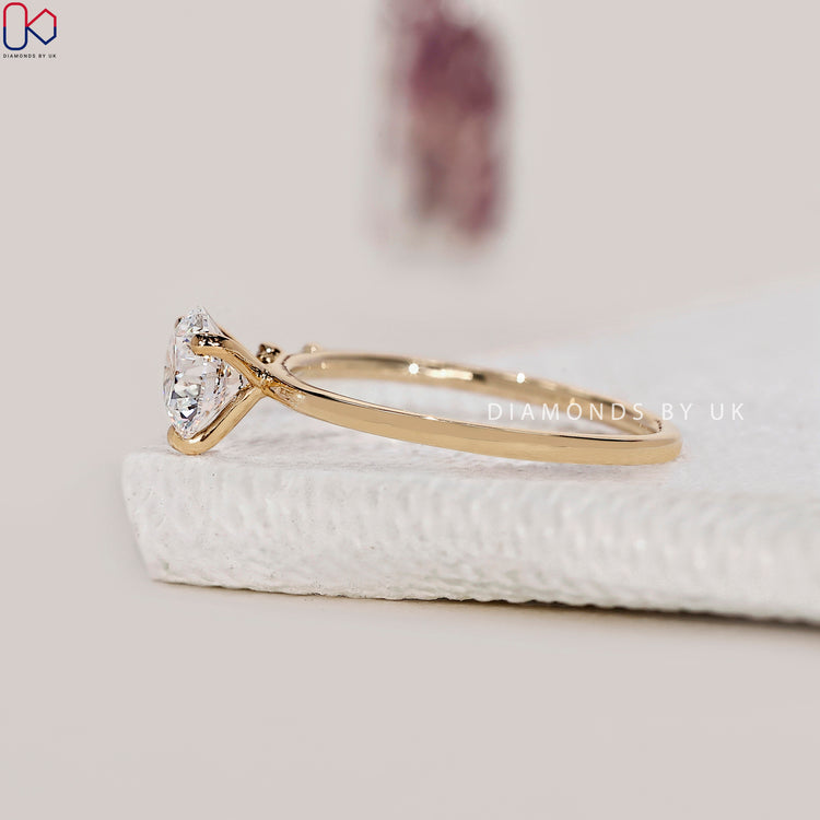 Diamondsbyuk engagement ring created with a flawless Lab Grown Diamond.
