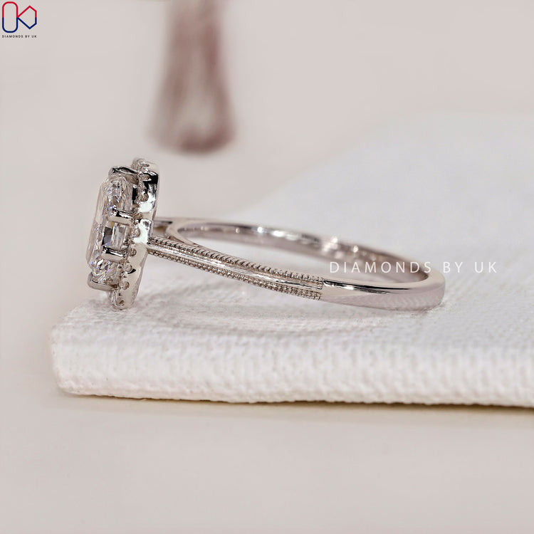 Handmade jewellery with unique and elegant designs.
