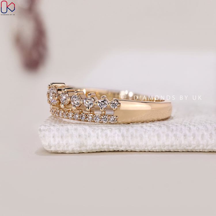 A white gold wedding band showcasing a timeless handmade jewellery design.