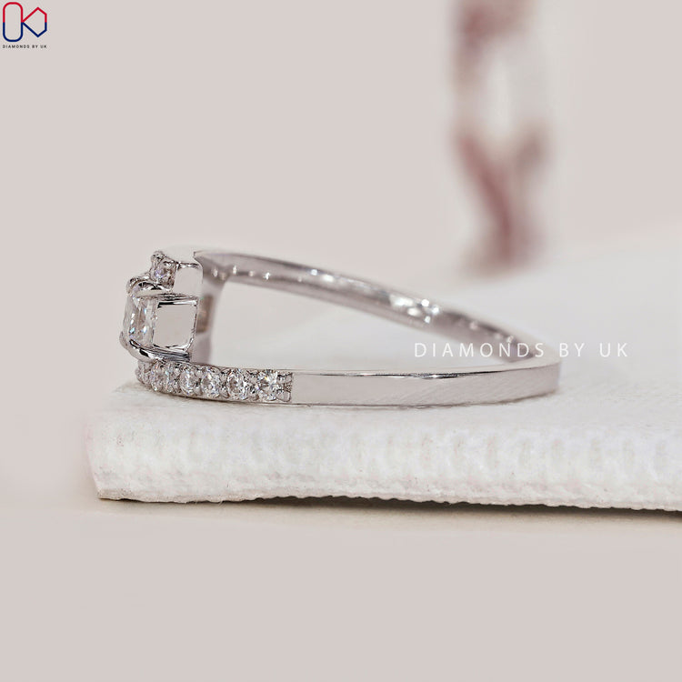 Buy wedding band for the perfect celebration of love.
