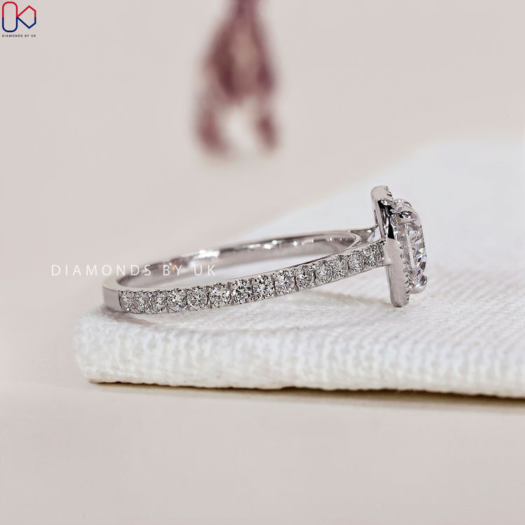 IGI certified heart cut diamond ring with exceptional quality.