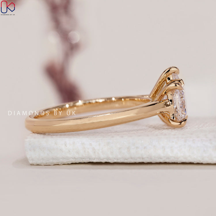 Lab Grown Diamond Toi Et Moi Engagement Ring.
