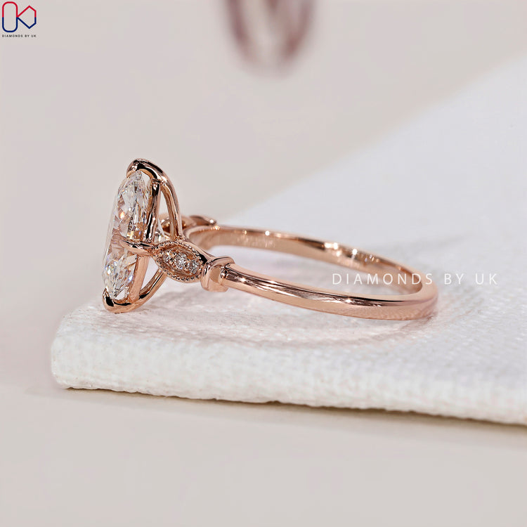 IGI certified diamond ring ensuring top-notch quality and brilliance.
