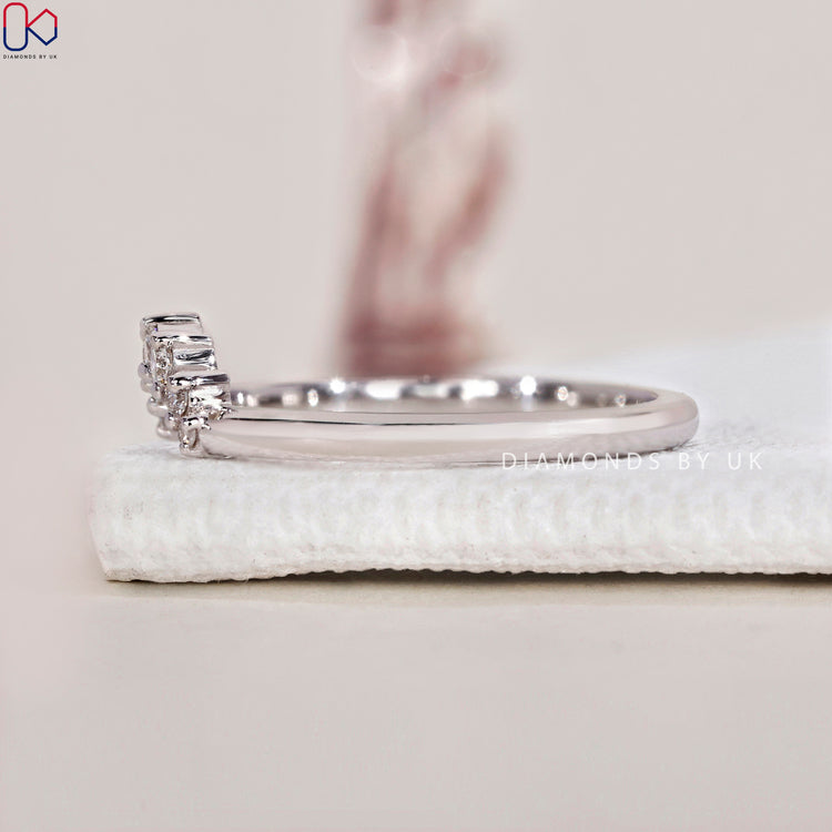 Lab Grown Diamond wedding band offering sustainability and beauty.
